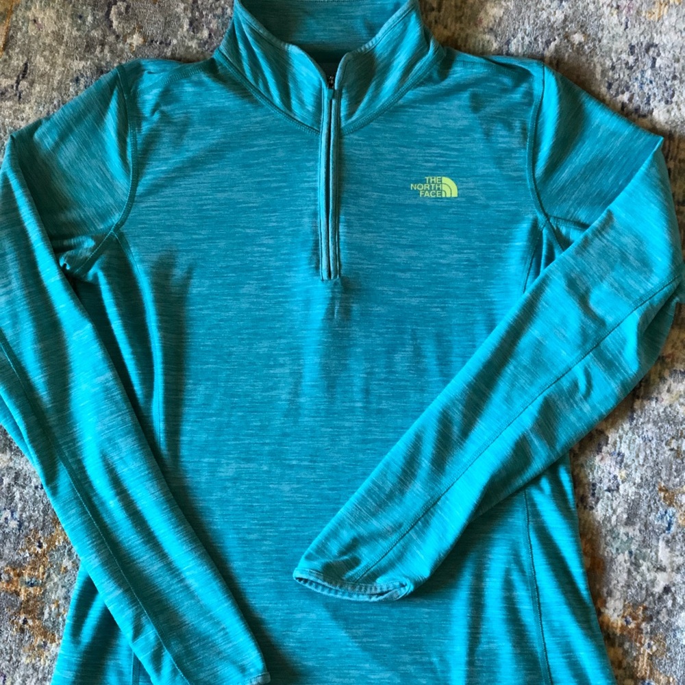 The North Face Motivation 1/4 Zip Long Sleeve